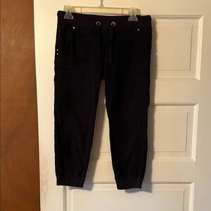 INC Beach black Capris with Drawstring